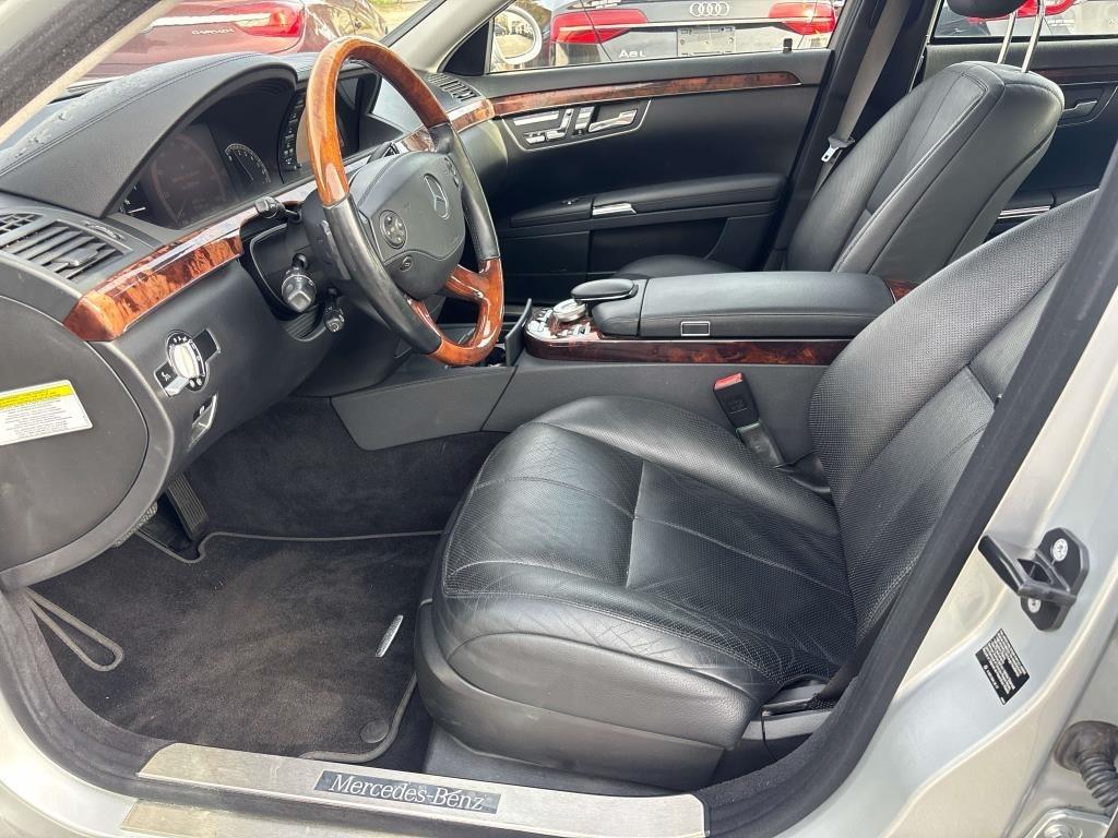 Mercedes-Benz S-Class  2009