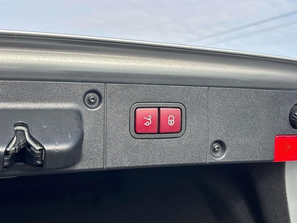 Mercedes-Benz S-Class  2009