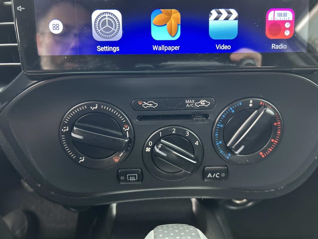 Nissan Juke  2014 Nissan Juke  2014