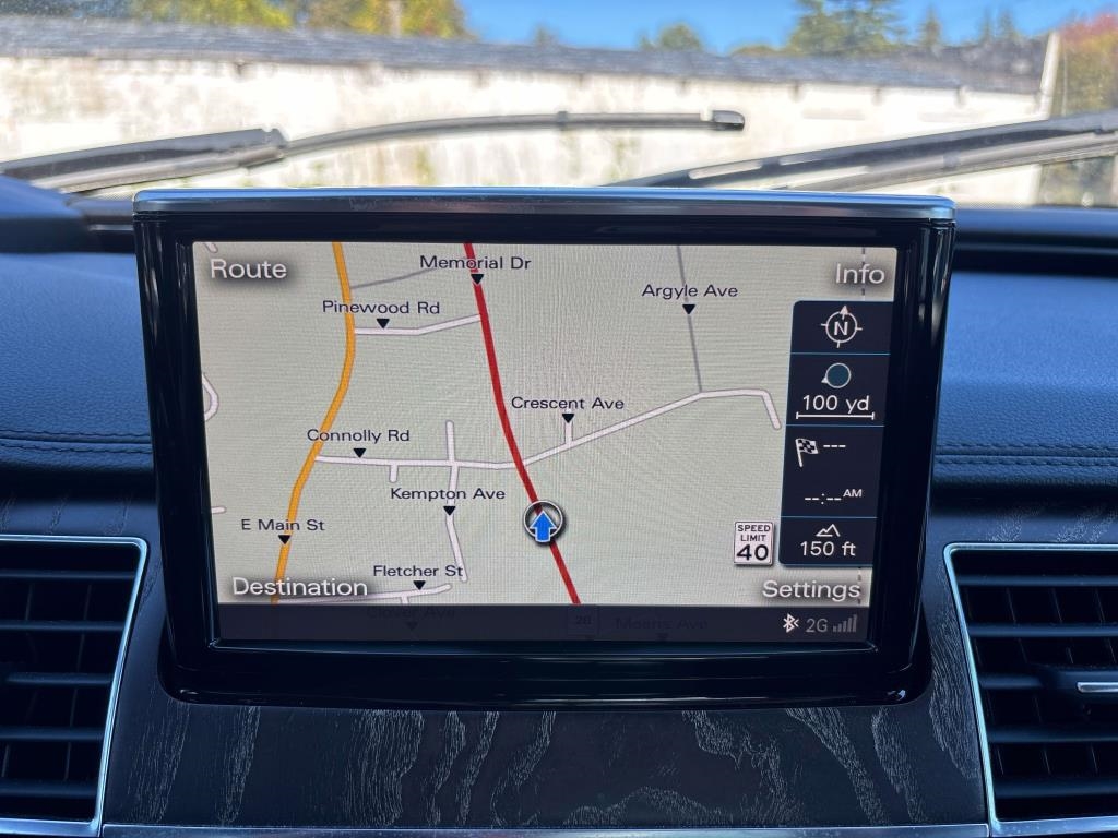 Audi A8  2015 Audi A8  2015