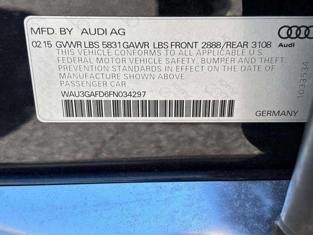 Audi A8  2015 Audi A8  2015