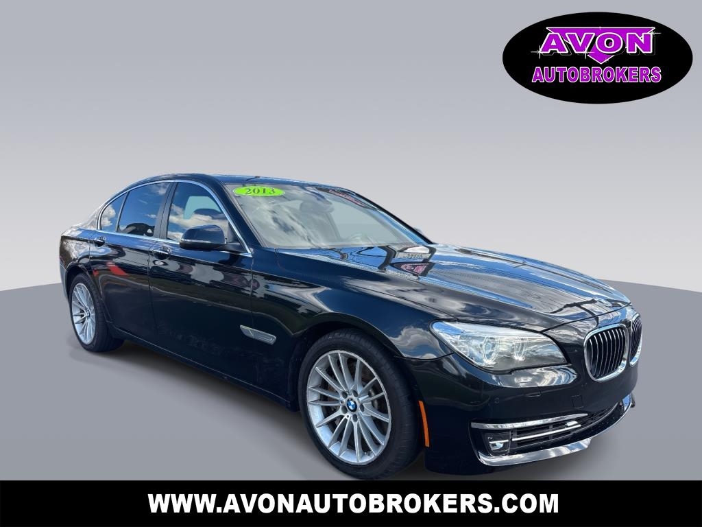 2013 BMW 7-Series 4dr Sdn 750i xDrive AWD