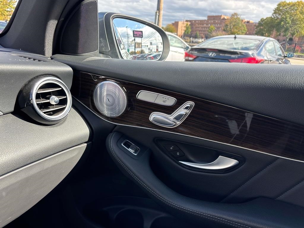 2019 Mercedes-Benz GLC-Class GLC 300 4MATIC SUV