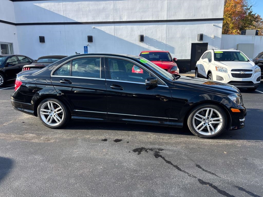 Mercedes-Benz C-Class  2014 Mercedes-Benz C-Class  2014