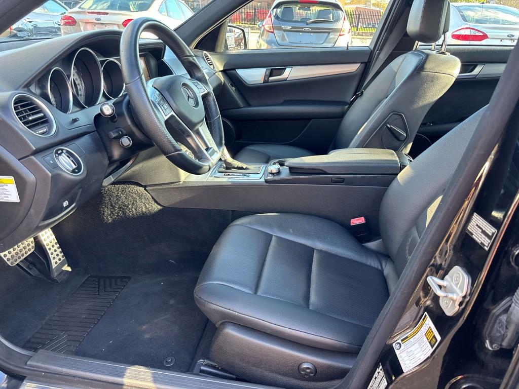 Mercedes-Benz C-Class  2014 Mercedes-Benz C-Class  2014