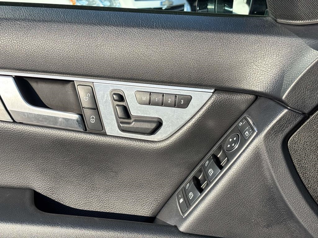 Mercedes-Benz C-Class  2014 Mercedes-Benz C-Class  2014