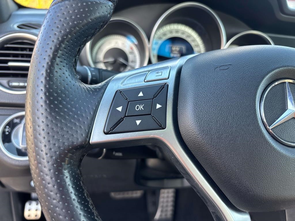 Mercedes-Benz C-Class  2014 Mercedes-Benz C-Class  2014