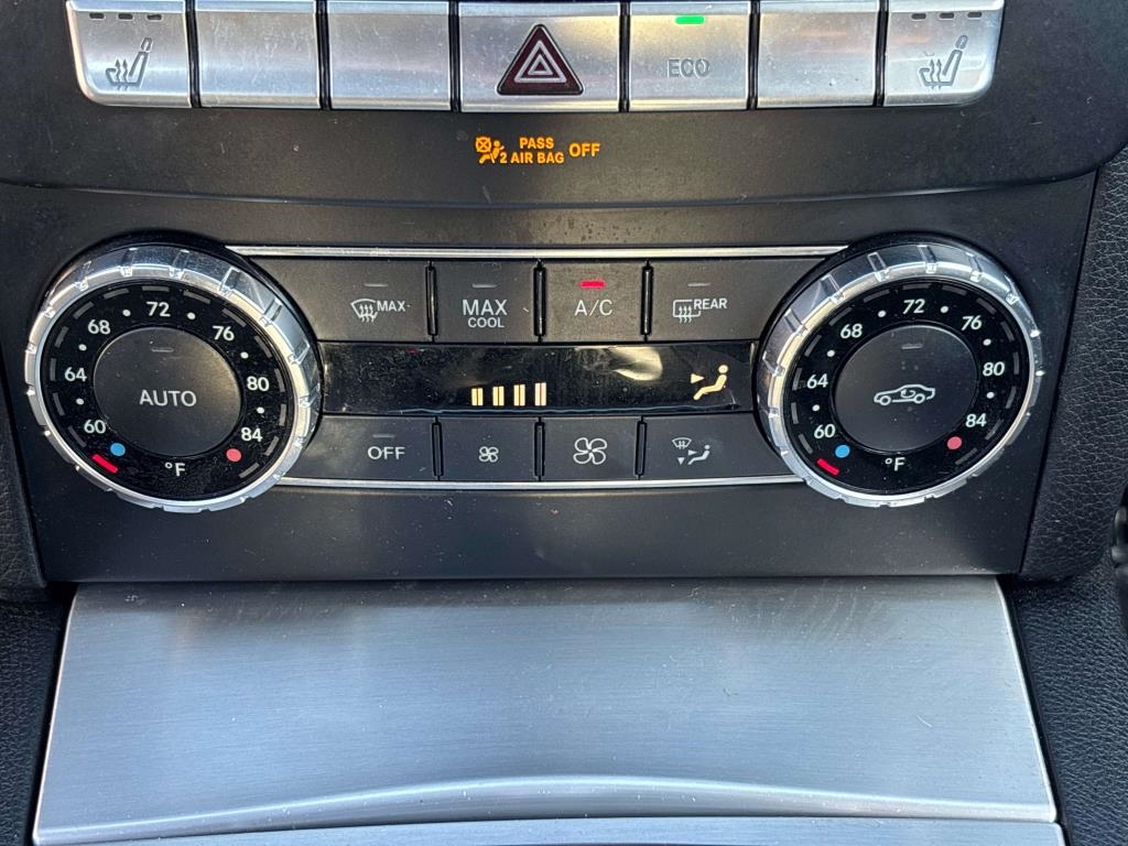Mercedes-Benz C-Class  2014 Mercedes-Benz C-Class  2014
