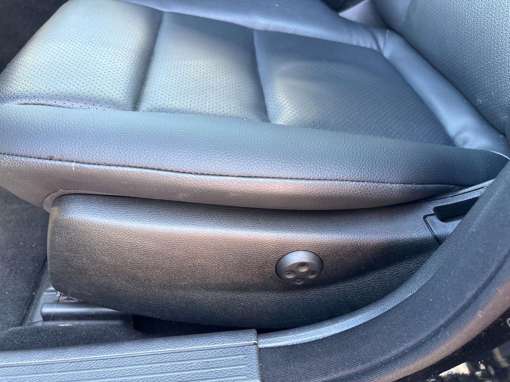 Mercedes-Benz C-Class  2014 Mercedes-Benz C-Class  2014