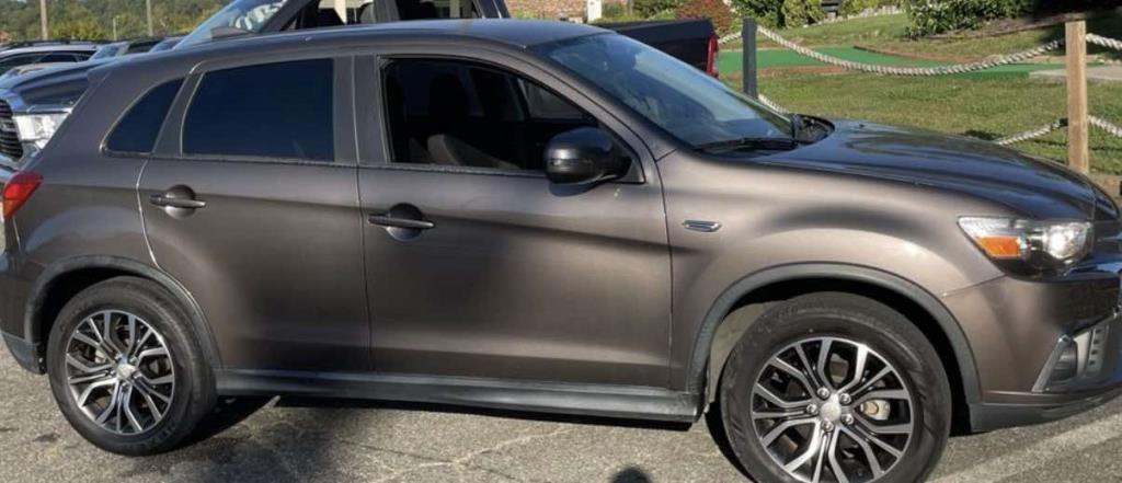 Mitsubishi Outlander Sport  2019