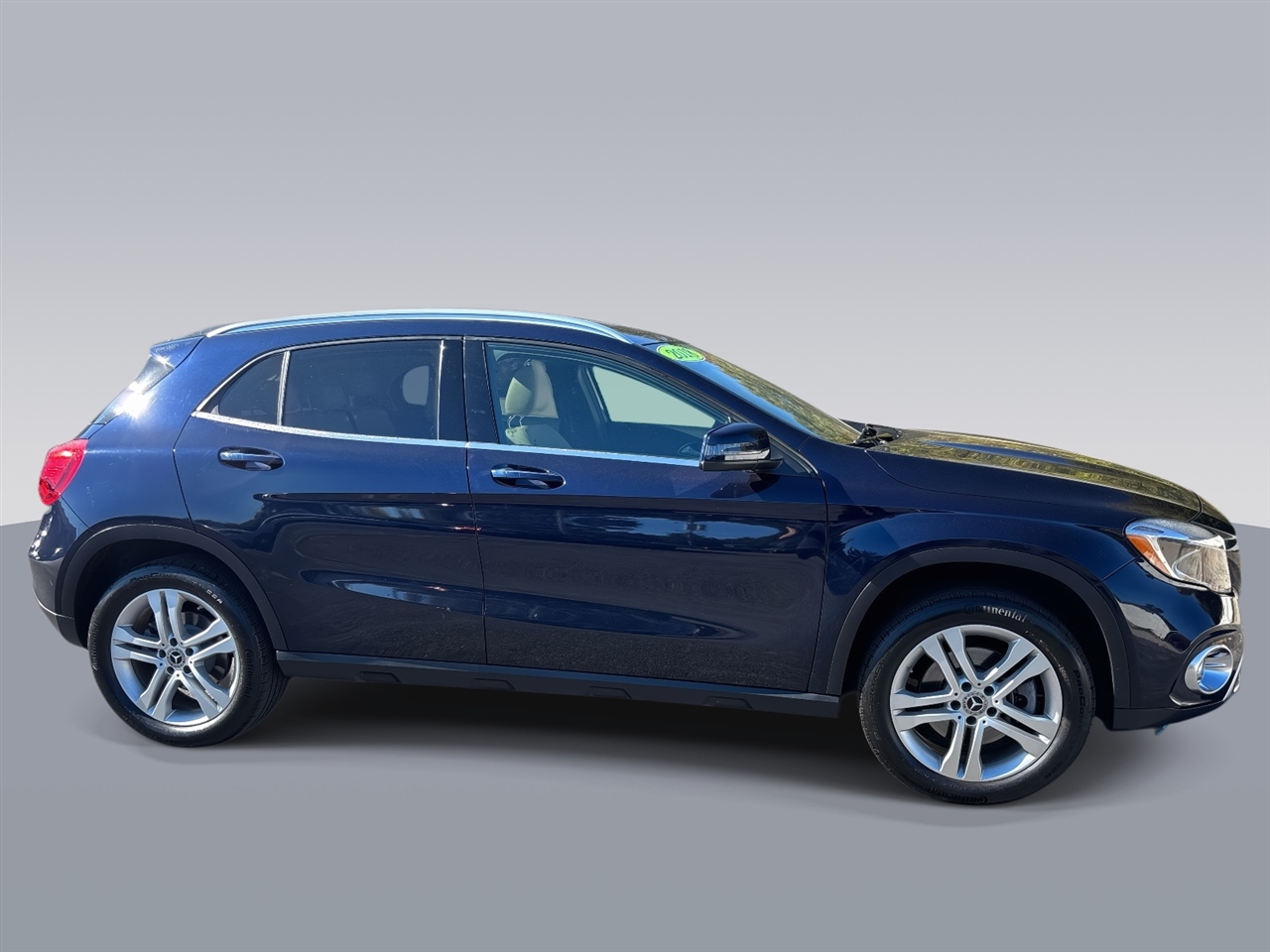 Mercedes-Benz GLA-Class  2018 Mercedes-Benz GLA-Class  2018