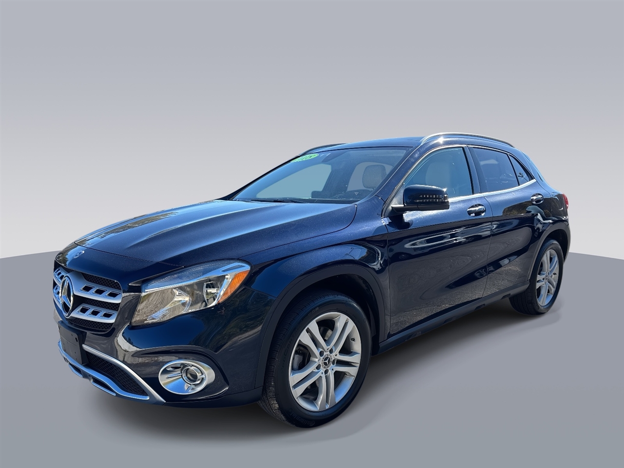 Mercedes-Benz GLA-Class  2018 Mercedes-Benz GLA-Class  2018