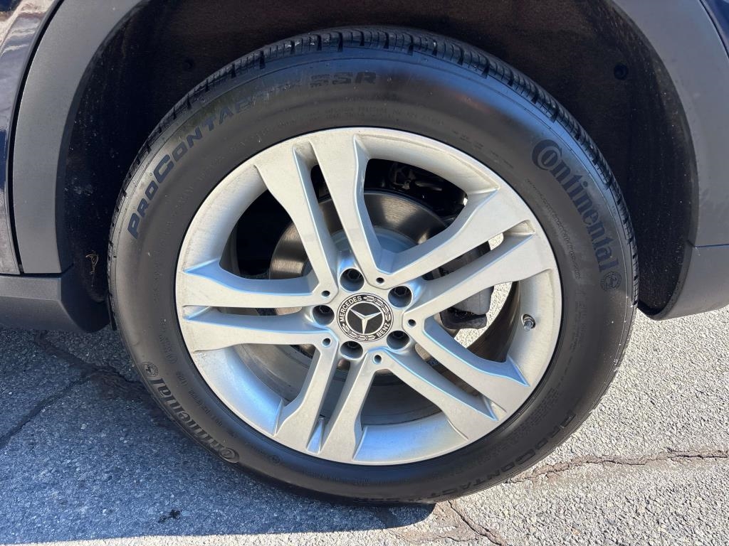 Mercedes-Benz GLA-Class  2018 Mercedes-Benz GLA-Class  2018