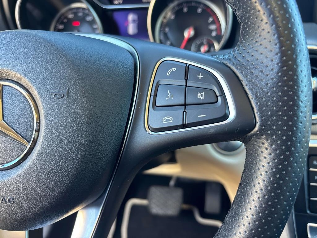 Mercedes-Benz GLA-Class  2018 Mercedes-Benz GLA-Class  2018