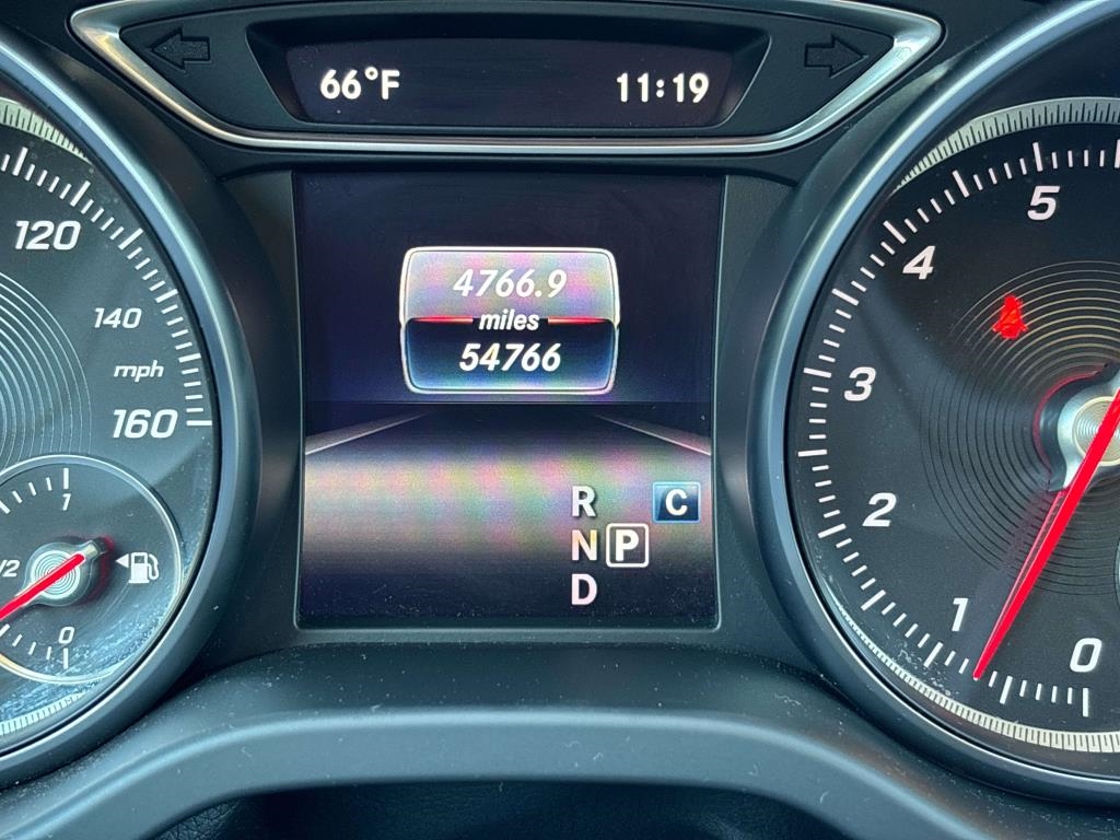 Mercedes-Benz GLA-Class  2018 Mercedes-Benz GLA-Class  2018