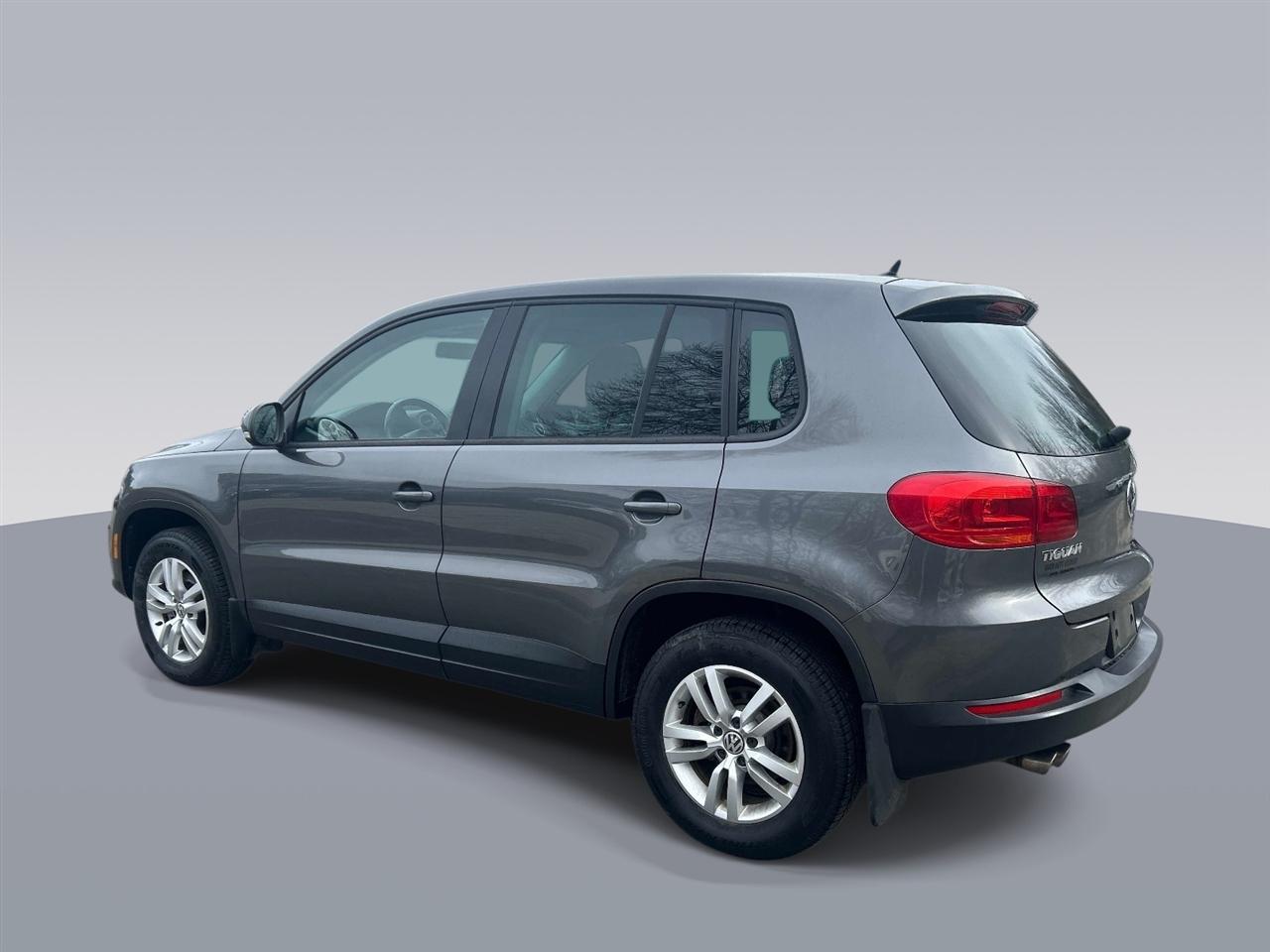 Volkswagen Tiguan  2013