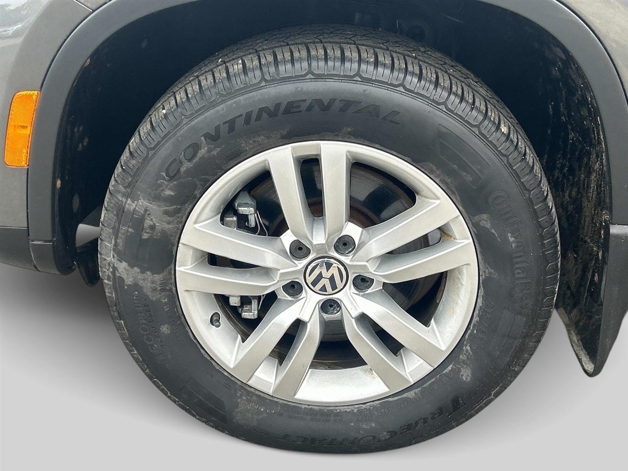 Volkswagen Tiguan  2013