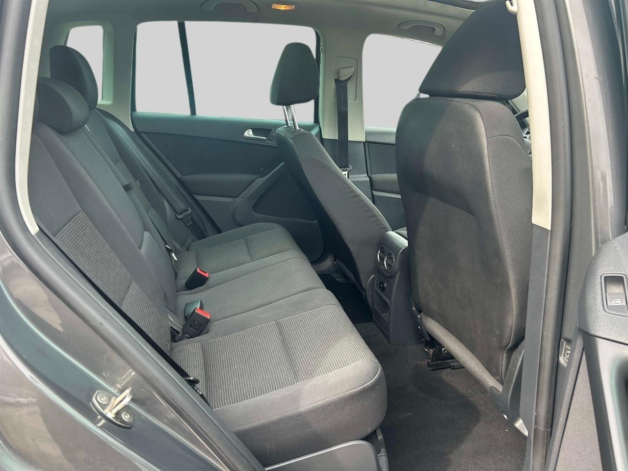 Volkswagen Tiguan  2013