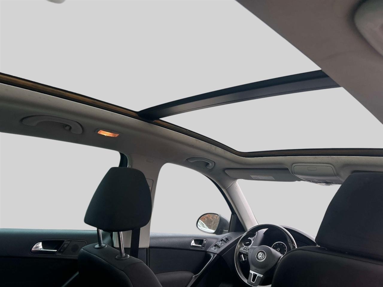 Volkswagen Tiguan  2013