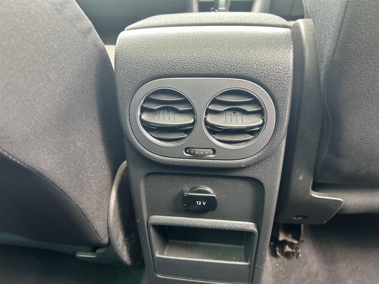 Volkswagen Tiguan  2013