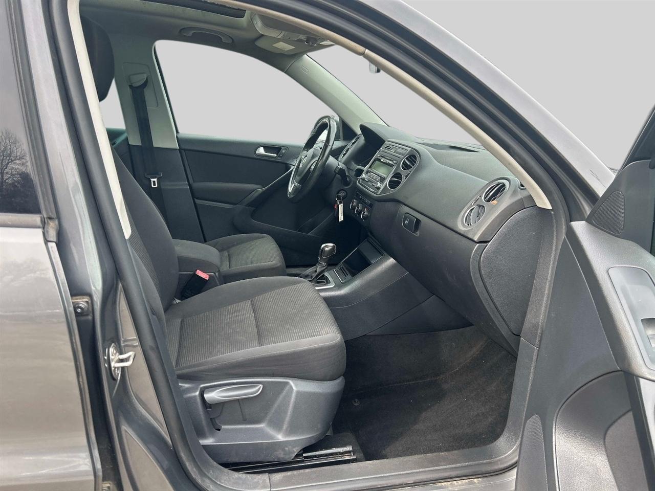 Volkswagen Tiguan  2013