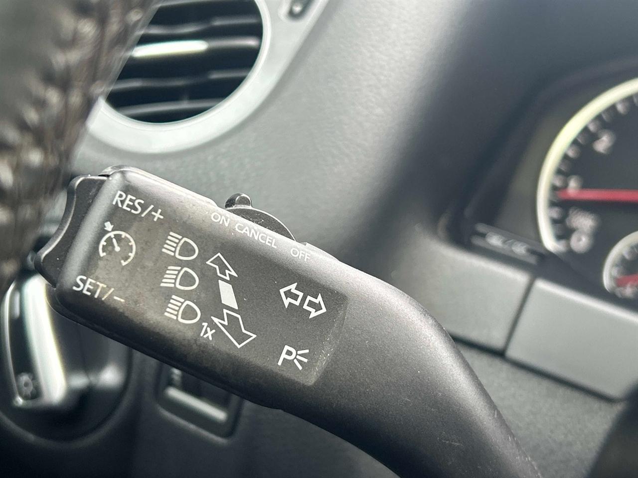 Volkswagen Tiguan  2013