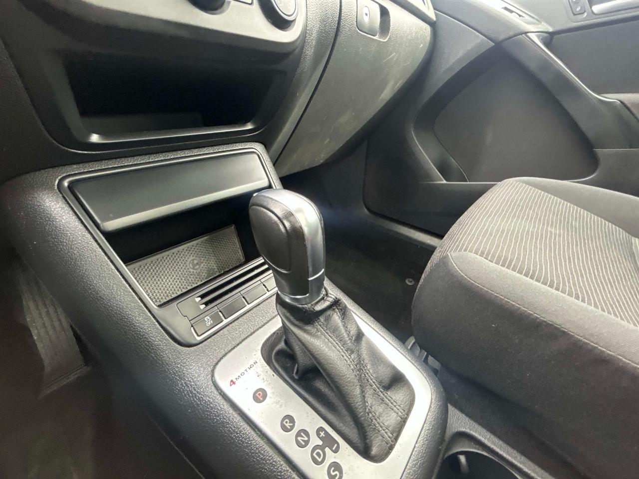 Volkswagen Tiguan  2013