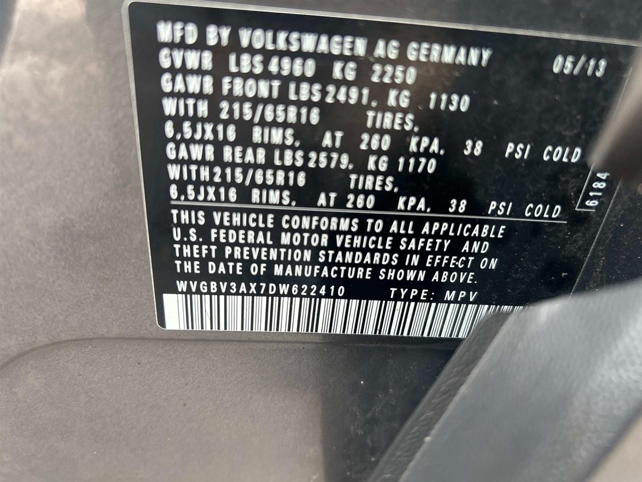 Volkswagen Tiguan  2013