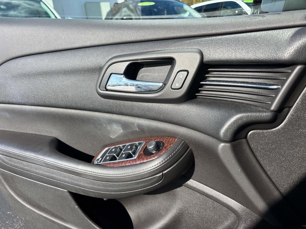 Chevrolet Malibu  2013