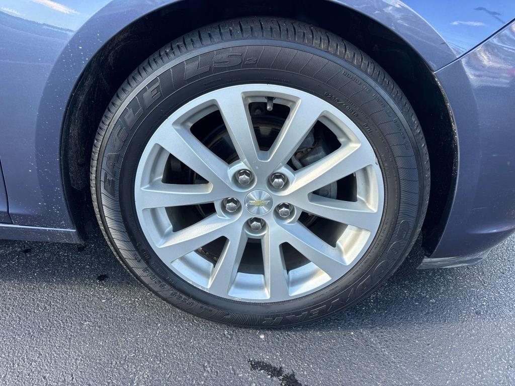 Chevrolet Malibu  2013