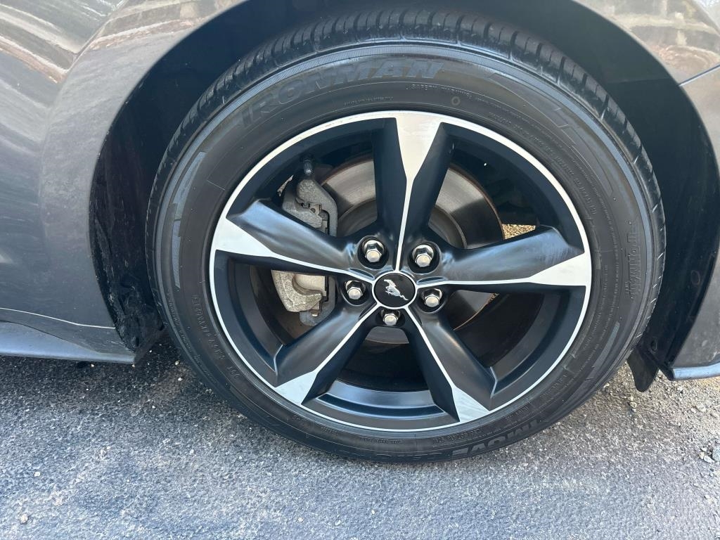 Ford Mustang  2018 Ford Mustang  2018