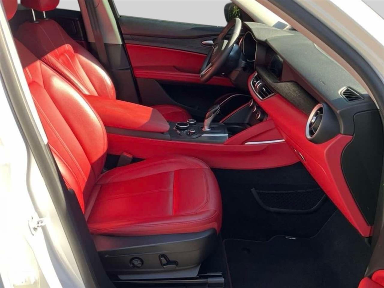 Alfa Romeo Stelvio  2019