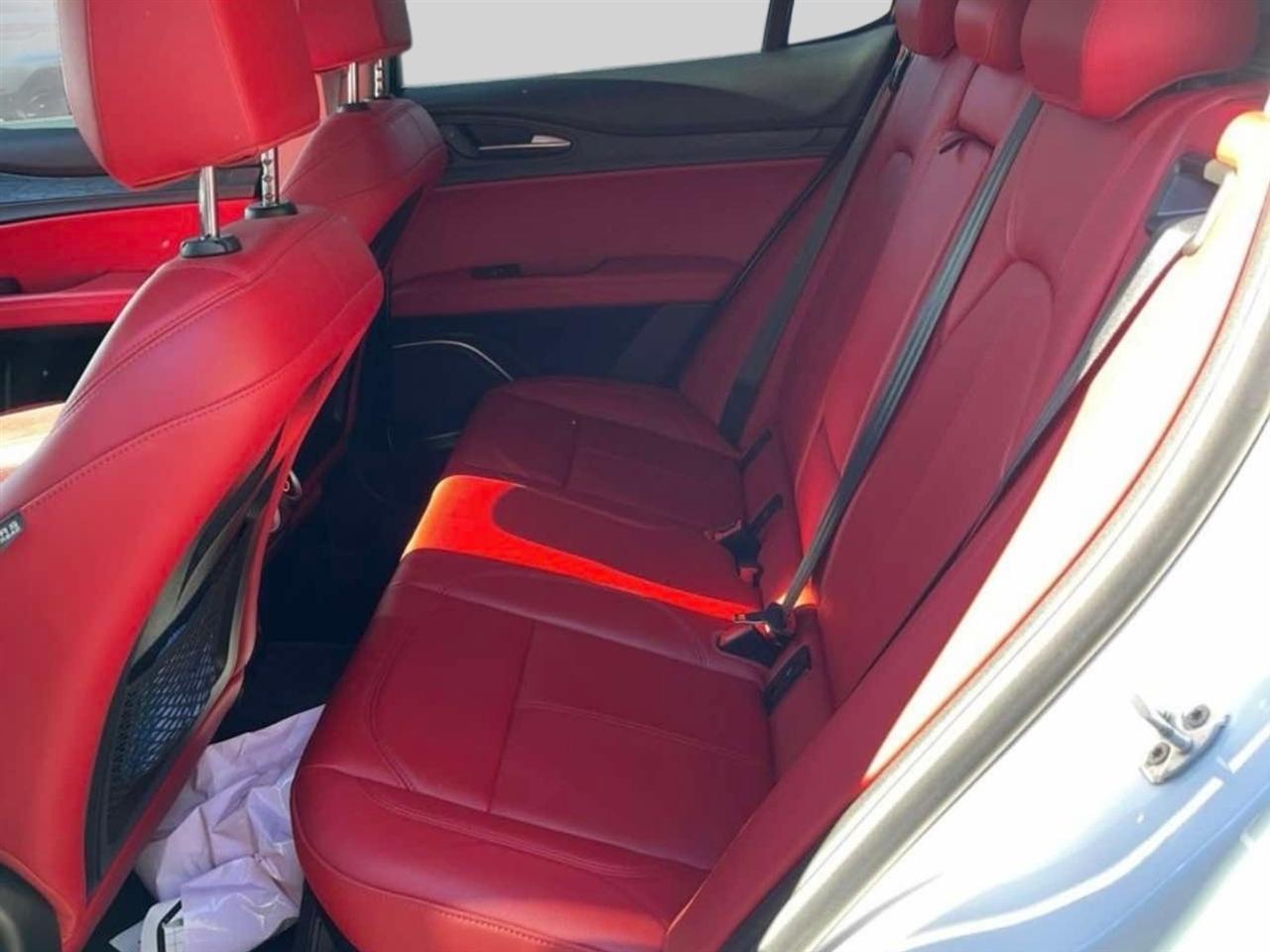 Alfa Romeo Stelvio  2019