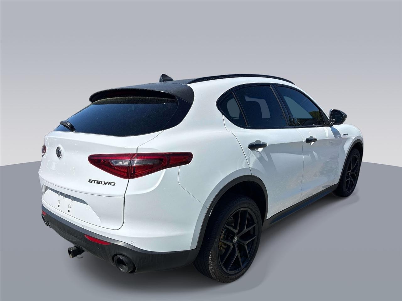 Alfa Romeo Stelvio AWD 2019