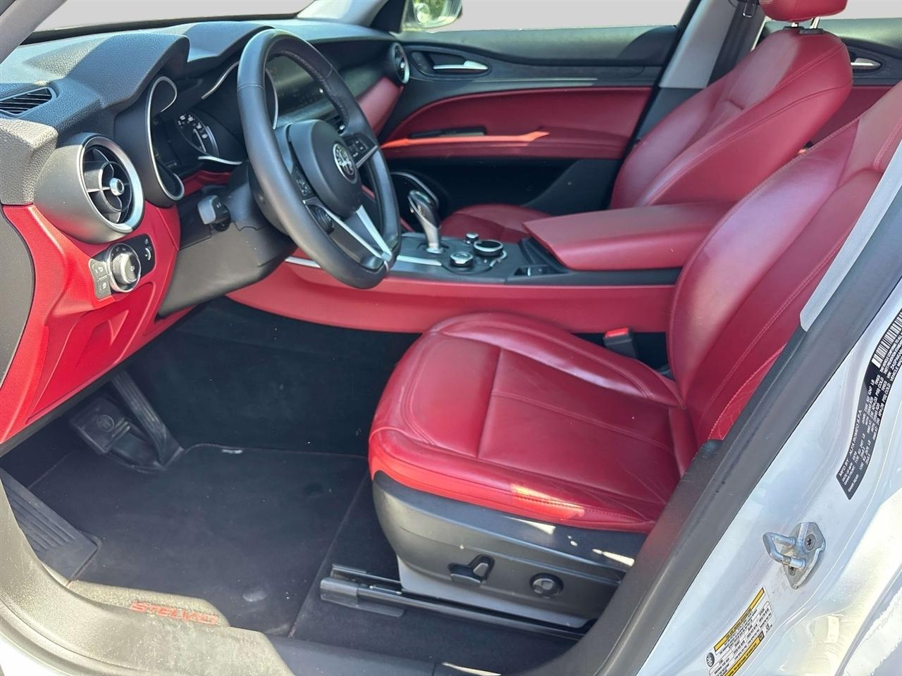 Alfa Romeo Stelvio AWD 2019