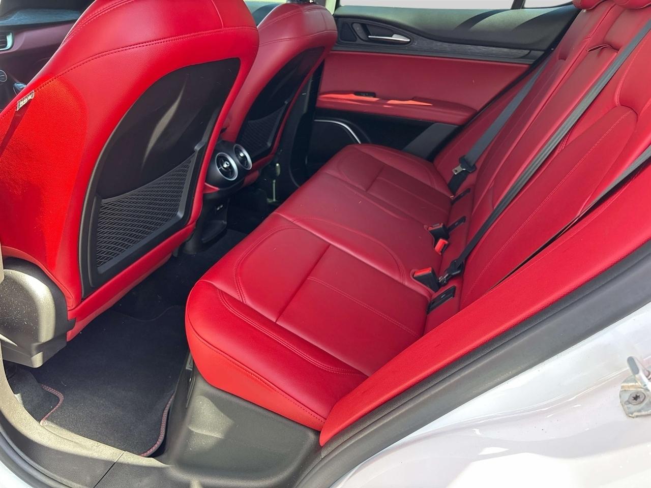 Alfa Romeo Stelvio AWD 2019