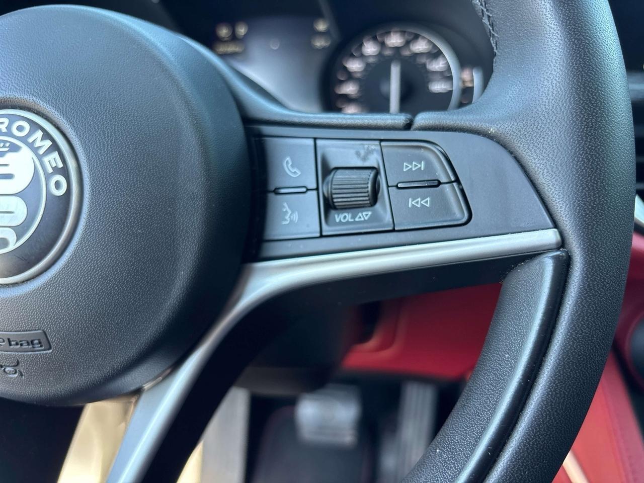 Alfa Romeo Stelvio AWD 2019