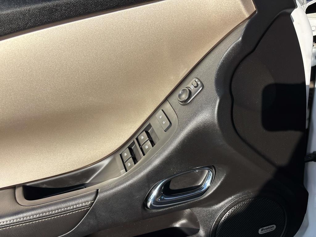 Chevrolet Camaro  2012