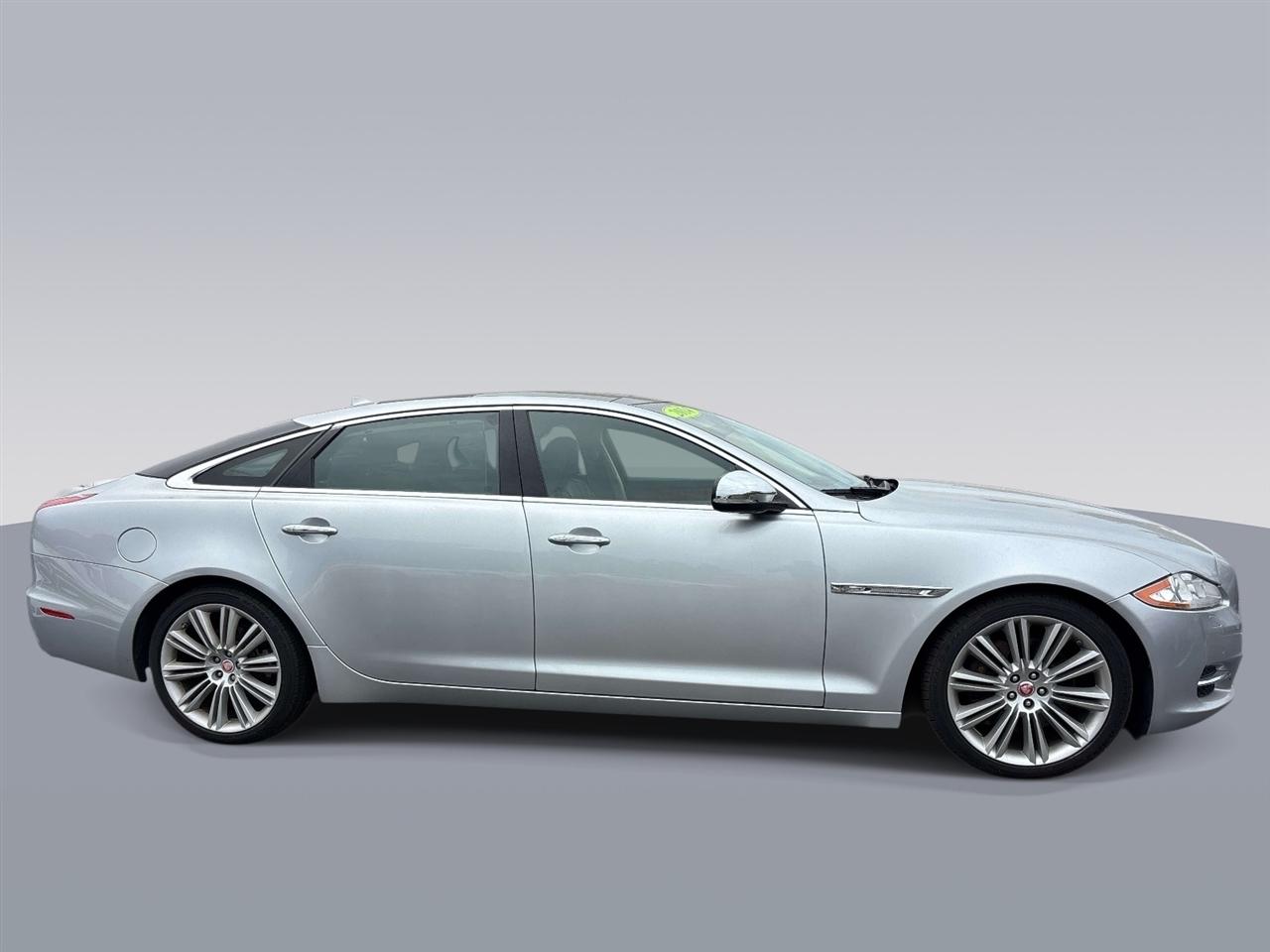 Jaguar XJ-Series 4dr Sdn XJL Portfolio AWD 2014