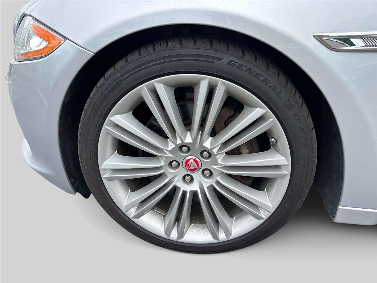 Jaguar XJ-Series 4dr Sdn XJL Portfolio AWD 2014