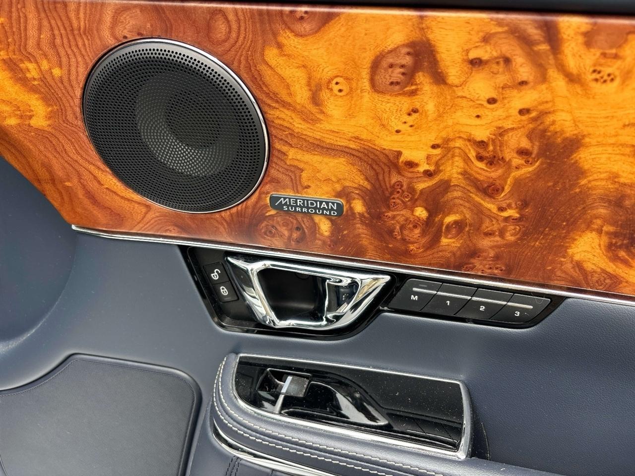 Jaguar XJ-Series 4dr Sdn XJL Portfolio AWD 2014