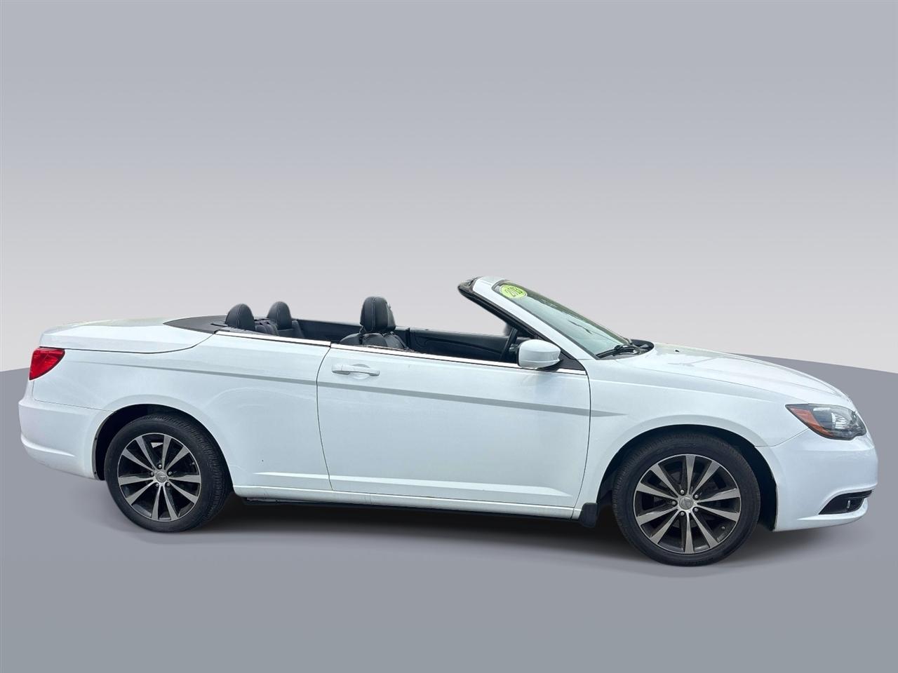 Chrysler 200 2dr Conv S 2013