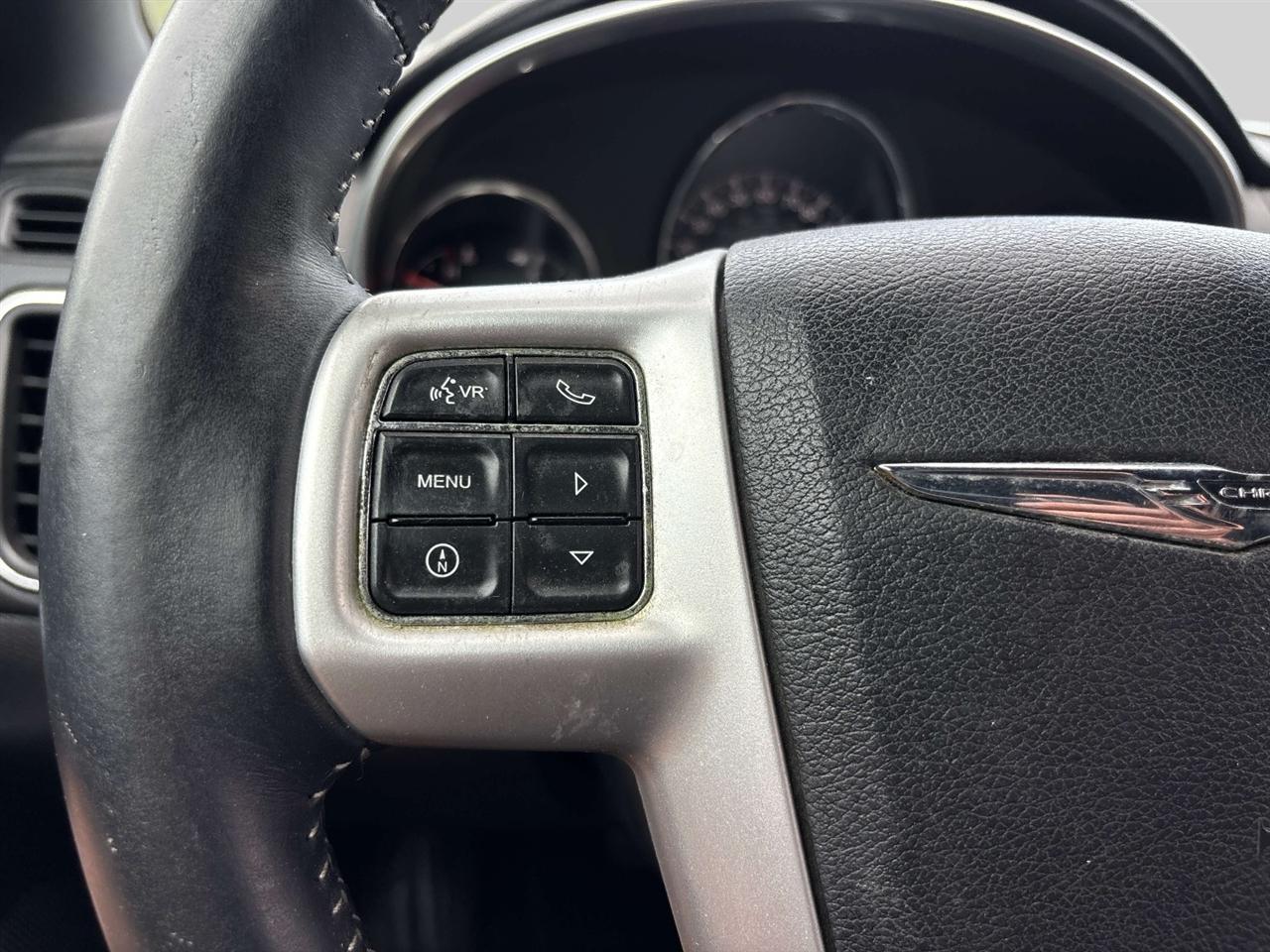 Chrysler 200 2dr Conv S 2013
