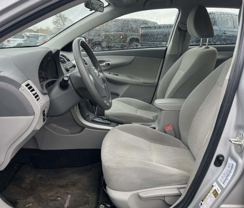 Toyota Corolla  2009