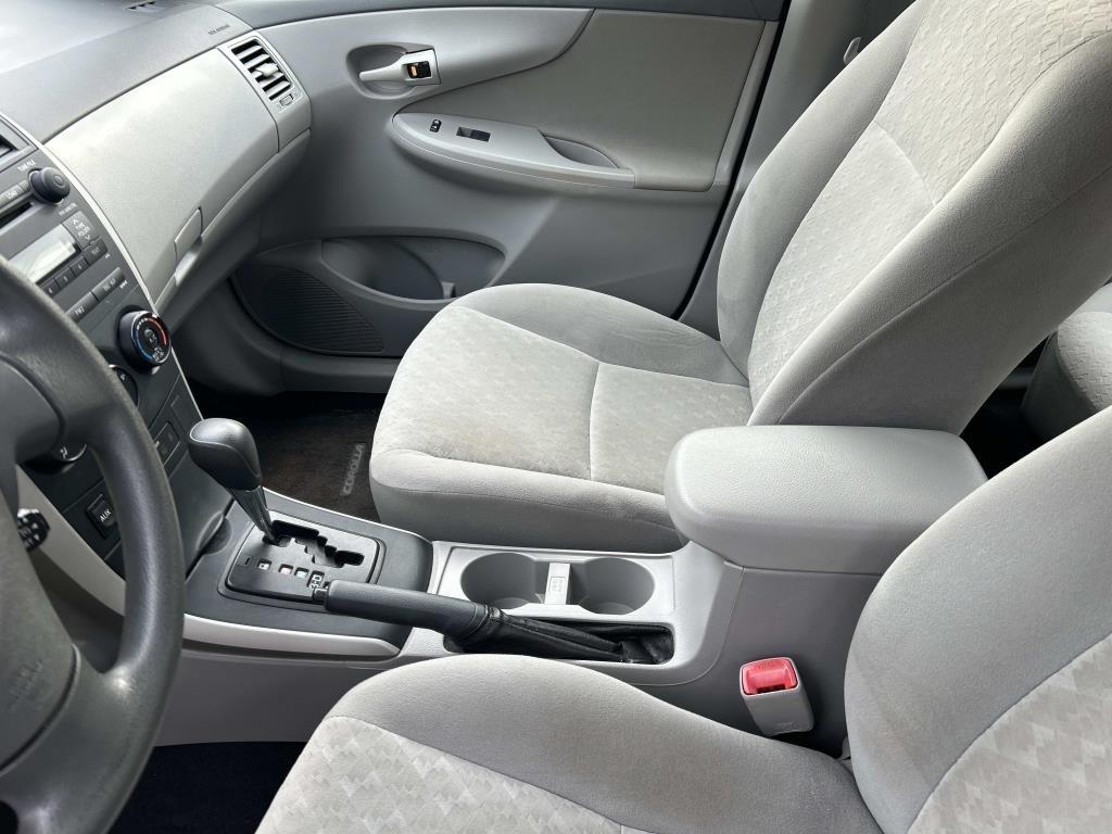 Toyota Corolla  2009