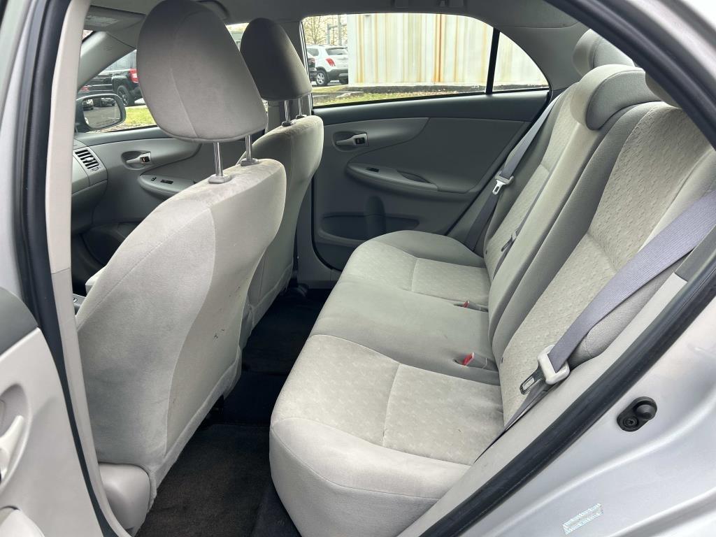 Toyota Corolla  2009