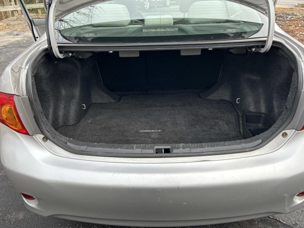 Toyota Corolla  2009