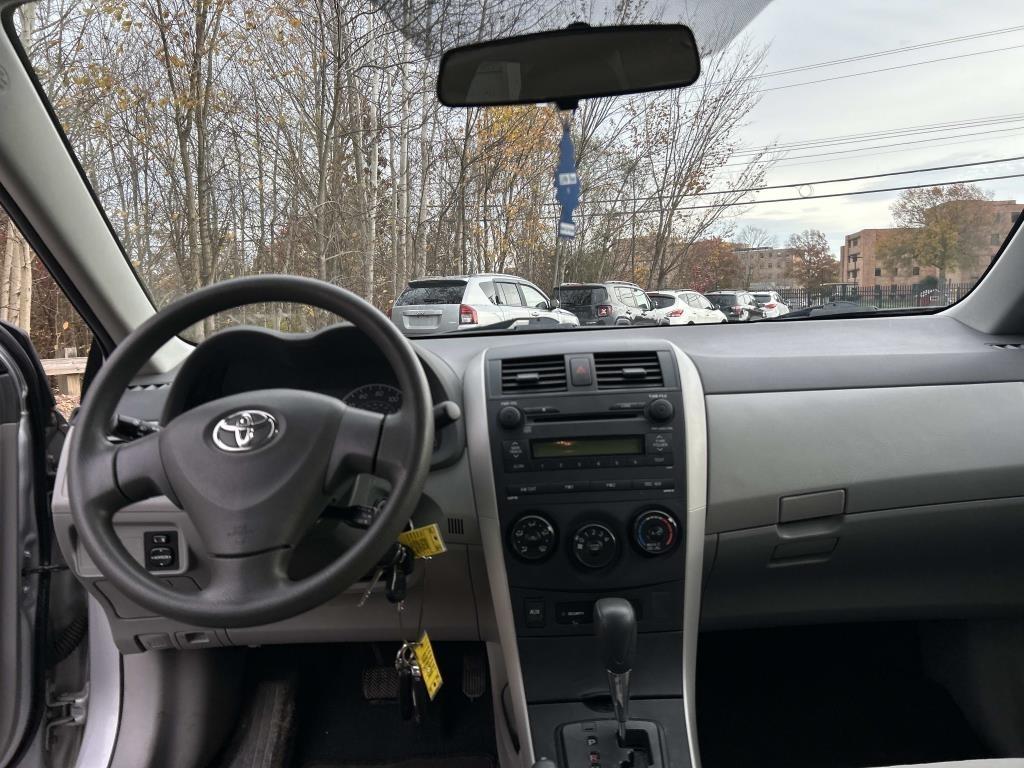 Toyota Corolla  2009