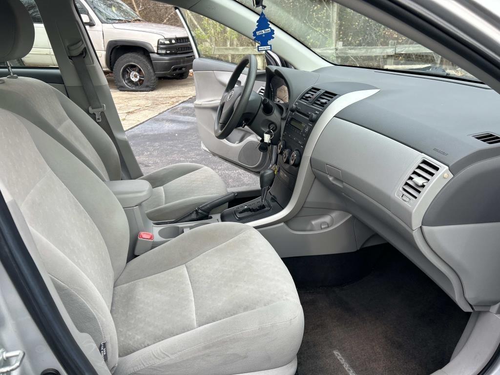 Toyota Corolla  2009