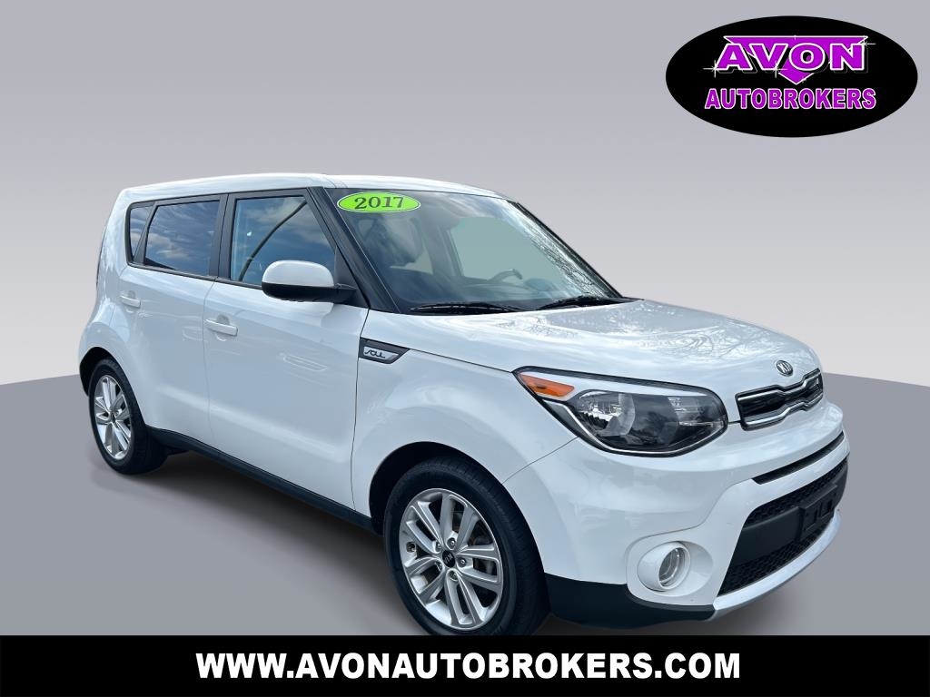 2017 Kia Soul + Auto